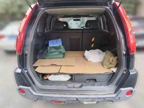 [南通·苏F] 二手日产奇骏2010款 2.5L 手动豪华版 4WD