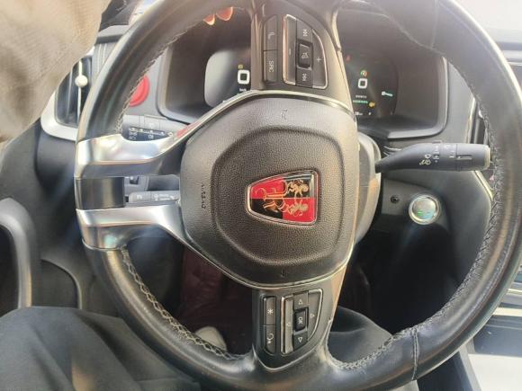 [上海·沪A] 二手荣威荣威i6新能源2017款 45T 混动互联智享版