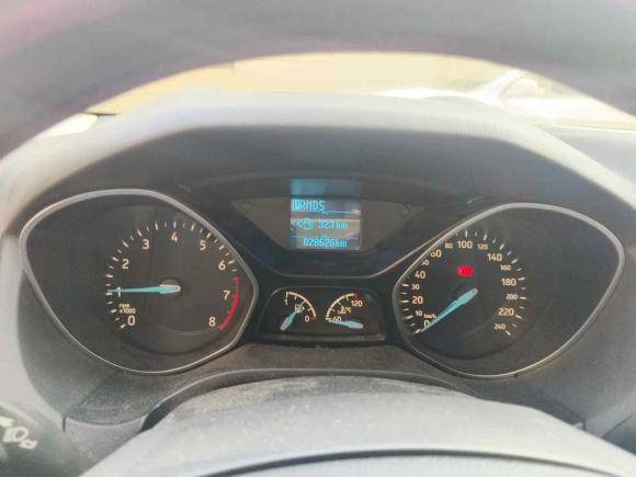 [上海·沪C] 二手福特福克斯2015款 三厢 1.6L 自动风尚型