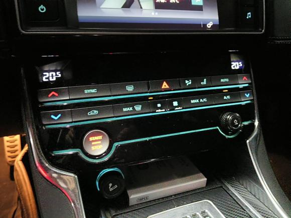 [武汉·鄂A] 二手捷豹捷豹XE2015款 2.0T 200PS R-Sport