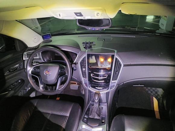 [成都·川A] 二手凯迪拉克凯迪拉克SRX2014款 3.0L 舒适型