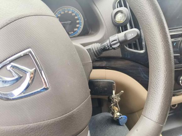 [广州·粤L] 二手宝骏宝骏7302014款 1.5L 手动舒适型 7座