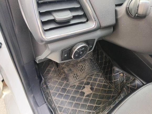 [成都·川A] 二手福特福睿斯2017款 幸福版 1.5L 手动时尚型