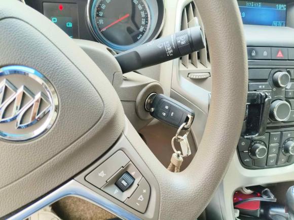 [上海·沪A] 二手别克英朗2013款 GT 1.6L 自动时尚版