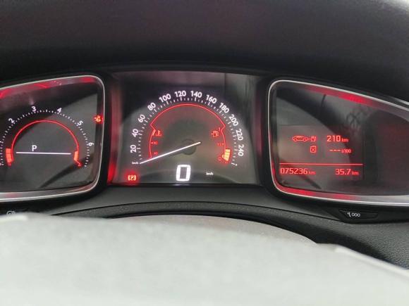 [西安·陕U] 二手DSDS 5LS2014款 1.8L 自动舒适版VTi140