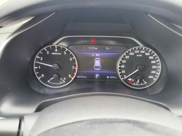 [青岛·鲁B] 二手日产楼兰2017款 2.5L XL 两驱智尚版