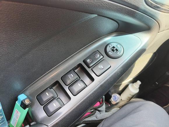 [武汉·鄂A] 二手起亚起亚K32016款 1.6L 自动GLS