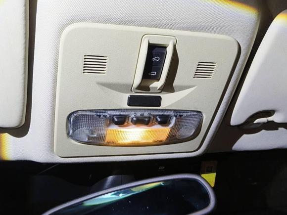 [深圳·粤B] 二手路虎神行者22011款 2.2T SD4 SE柴油版