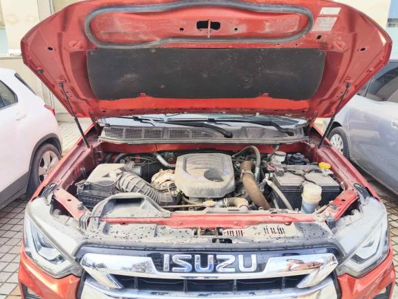 [青岛·鲁B] 二手五十铃D-MAX2021款 1.9T手动四驱柴油Global劲动型RZ4E