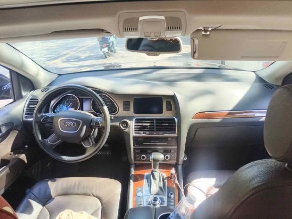 [广州·粤A] 二手奥迪奥迪Q72015款 35 TFSI 运动型