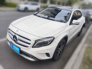 奔驰奔驰GLA2016款 GLA 200 时尚型