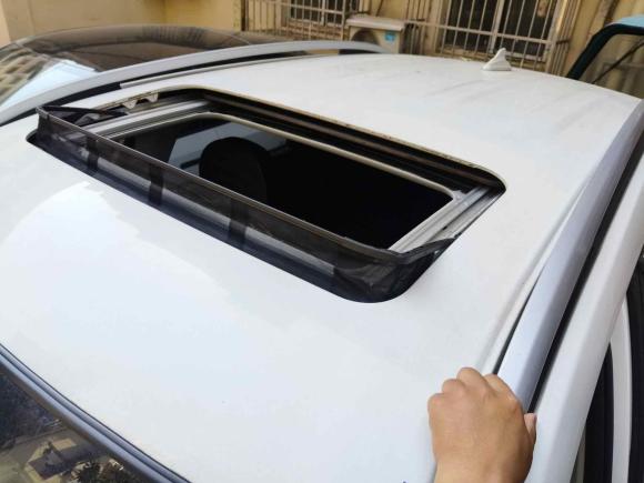 [武汉·鄂A] 二手哈弗哈弗H22018款 红标 1.5T 手动两驱精英型