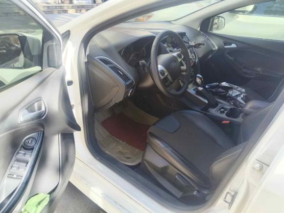 [济南·鲁A] 二手福特福克斯2012款 两厢 2.0L 自动豪华运动型