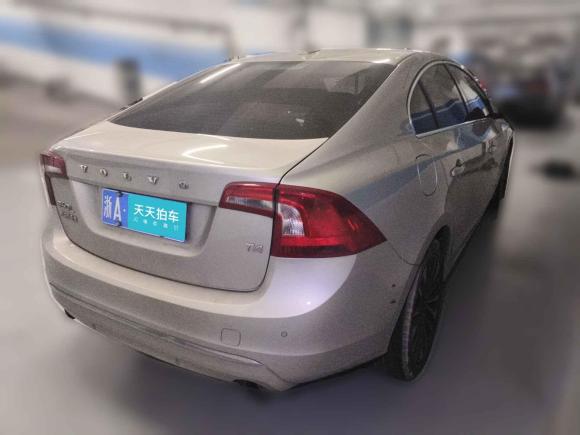 [杭州·浙A] 二手沃尔沃沃尔沃S602018款 S60L T4 智远进取版