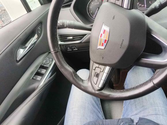 [上海·沪A] 二手凯迪拉克凯迪拉克XT42020款 28T 两驱领先型