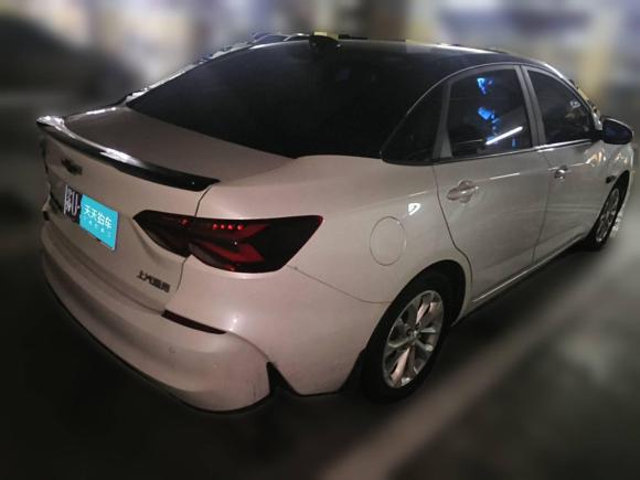 [常州·苏U] 二手雪佛兰科鲁泽2023款 1.5L 双离合悦享版