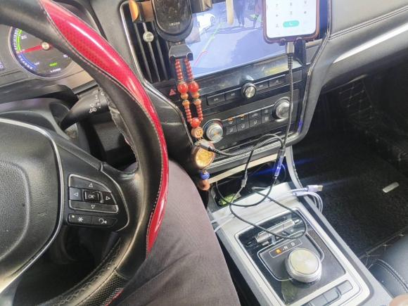 [上海·沪A] 二手荣威荣威i6新能源2019款 PLUS 50T 4G互联荣耀豪华版