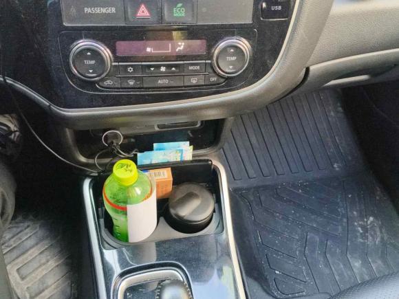 [青岛·鲁B] 二手三菱欧蓝德2018款 2.0L 两驱荣耀版 5座