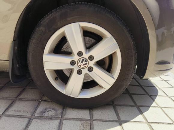 [上海·沪A] 二手大众途安2015款 1.4T DSG舒适版5座