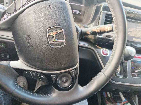 [杭州·浙A] 二手本田艾力绅2016款 2.4L 至尊版