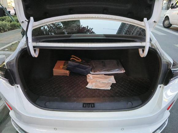 [武汉·鄂A] 二手东风风神奕炫MAX2023款 1.5T 超炫潮爸版