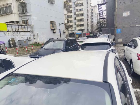 [南通·苏F] 二手福特福克斯2015款 三厢 1.6L 自动舒适型