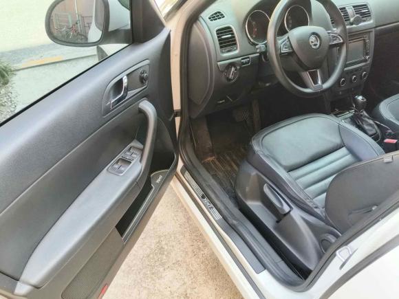 [上海·沪D] 二手斯柯达Yeti2017款 TSI280 DSG车享兄弟版