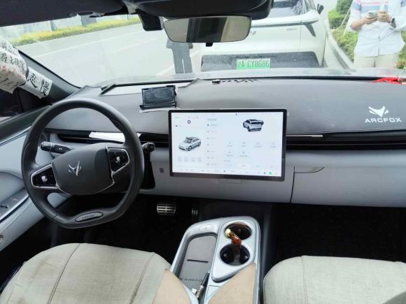 [上海·沪A] 二手ARCFOX极狐极狐 阿尔法T52024款 520 PRO