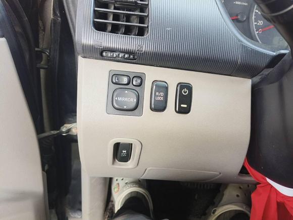 [广州·桂A] 二手三菱帕杰罗·劲畅2011款 3.0L 豪华导航版