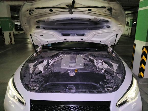 [上海·鄂W] 二手英菲尼迪英菲尼迪Q502014款 3.7L 豪华版