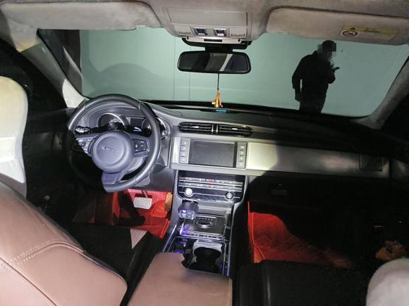 [广州·皖L] 二手捷豹捷豹XFL2017款 XFL 2.0T 240PS 豪华版