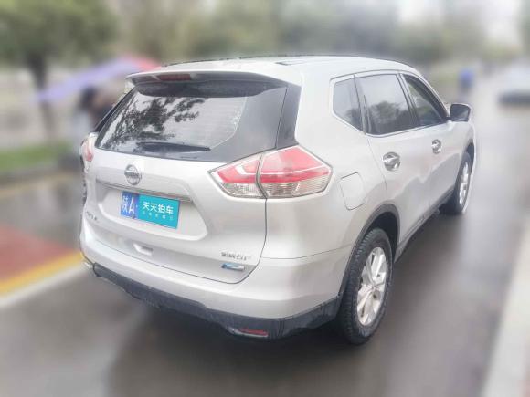 [西安·陕A] 二手日产奇骏2014款 2.0L CVT舒适版 2WD