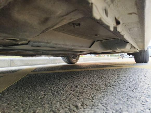 [武汉·鄂A] 二手标致标致5082011款 2.0L 手动经典版