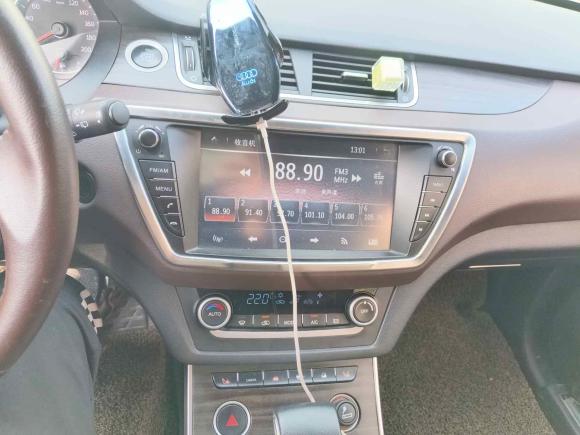 [苏州·苏E] 二手陆风陆风X72015款 2.0T 全景尊贵版