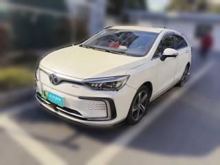 北京汽车北京EU52018款 R500 智风版