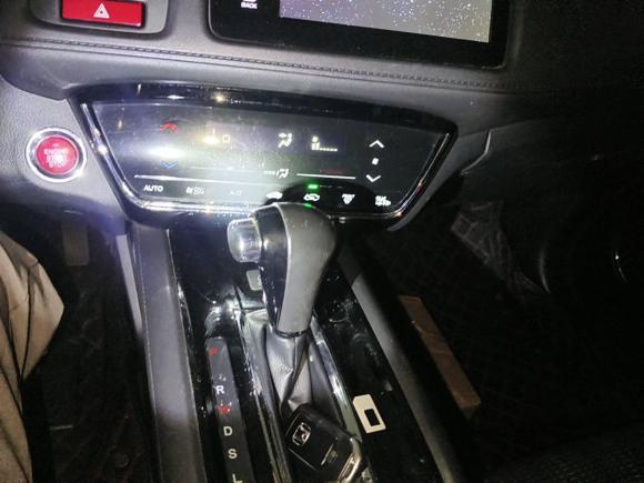 [嘉兴·黑A] 二手本田缤智2015款 1.8L CVT两驱豪华型