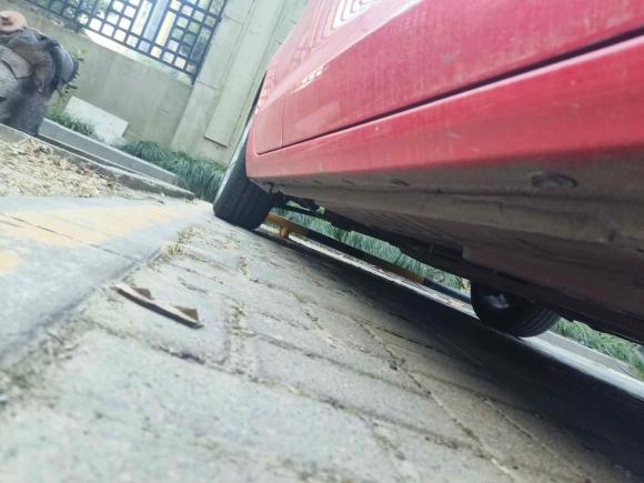 [上海·苏J] 二手雪佛兰科鲁兹2015款 1.5L 自动时尚导航版