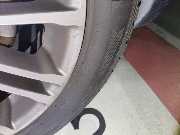 [宁波·浙B] 二手路虎揽胜极光2012款 2.0T 5门耀致版