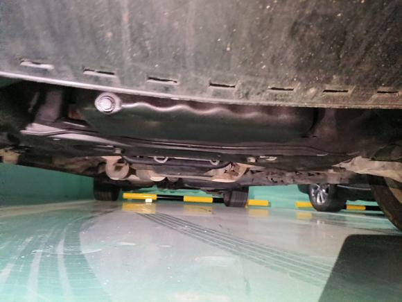 [杭州·浙B] 二手奔驰唯雅诺2010款 2.5L 尊贵版