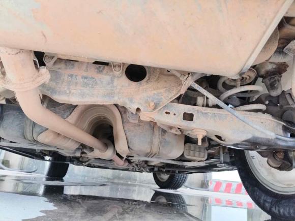 [金华·浙G] 二手陆风陆风X72015款 2.0T 全景尊贵版