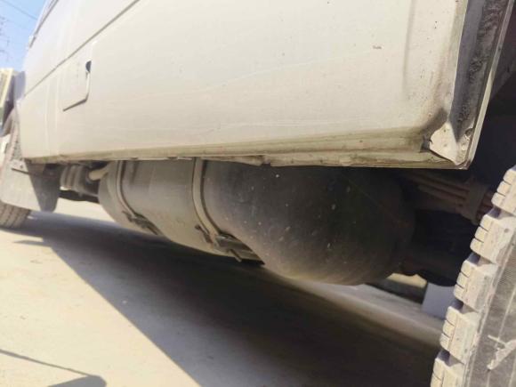 [无锡·苏B] 二手依维柯依维柯得意2021款 2.5T A35 M1客车5-9座短轴中顶双胎侧拉门