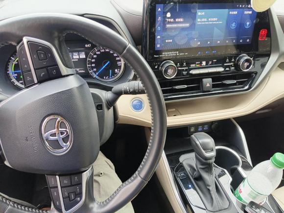 [苏州·苏U] 二手丰田汉兰达2022款 双擎 2.5L 四驱尊贵版 7座