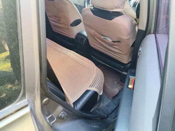 [西安·陕A] 二手日产奇骏2010款 2.5L CVT旗舰版 4WD