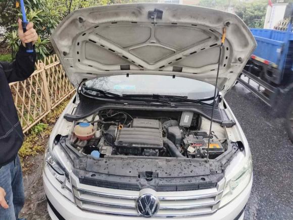[杭州·浙C] 二手大众桑塔纳2015款 1.6L 自动舒适版