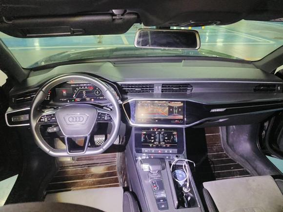 [武汉·鄂A] 二手奥迪奥迪A6L2019款 45 TFSI quattro 臻选动感型