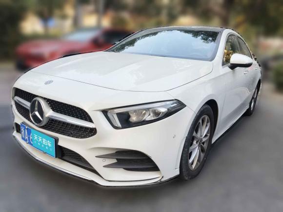 [杭州·浙A] 二手奔驰奔驰A级2020款 改款 A 200 L 运动轿车时尚型