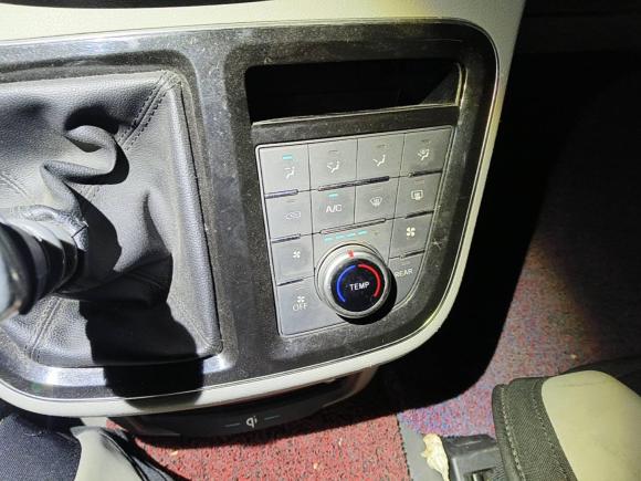 [上海·沪B] 二手江淮瑞风瑞风M42017款 2.0T 手动豪华型