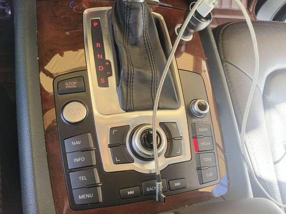 [上海·沪B] 二手奥迪奥迪Q72013款 35 TFSI 技术型