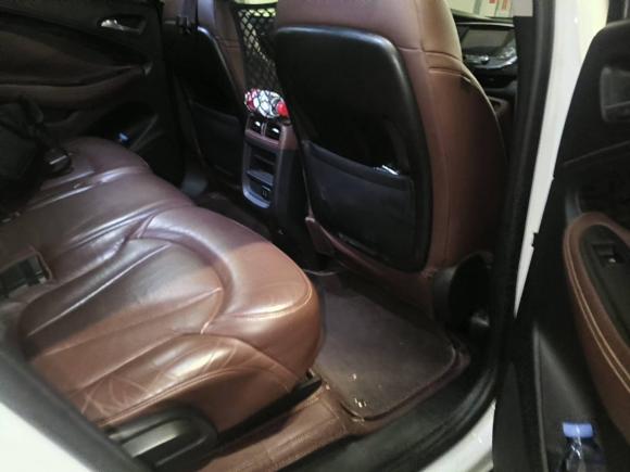 [广州·粤A] 二手别克昂科威Plus2014款 28T 四驱全能运动旗舰型