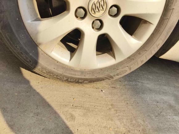 [嘉兴·苏U] 二手别克君威2015款 2.0L 精英时尚型